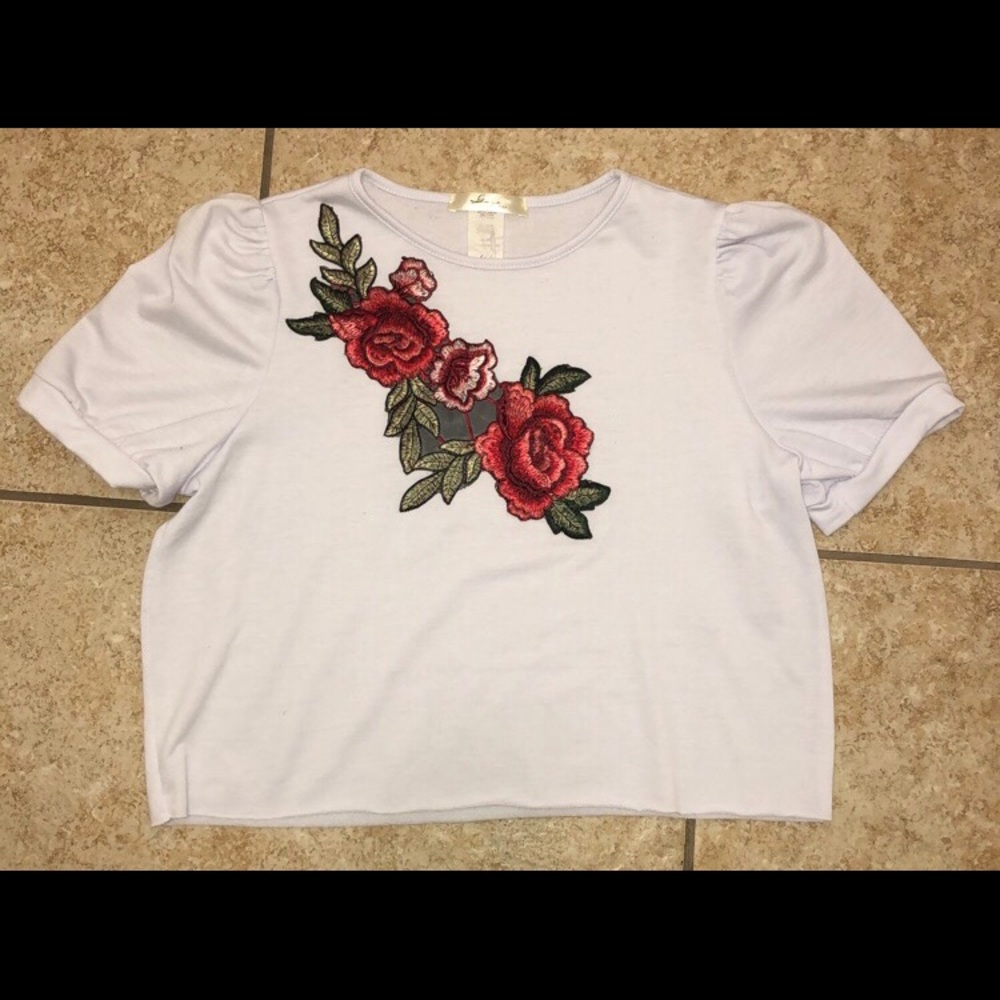 White rose crop top